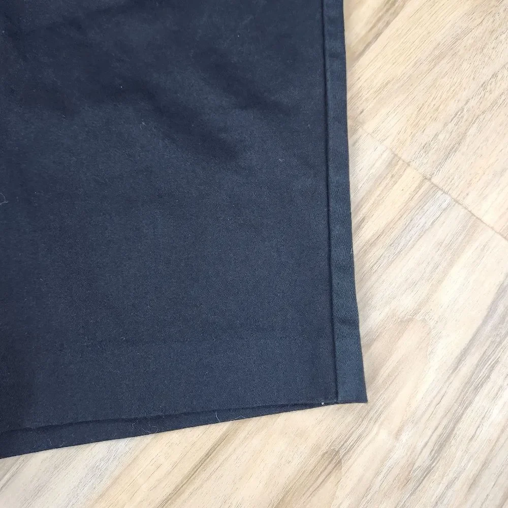 💜Mossimo Black Stretch Dressy Bermuda Shorts Size 6/28